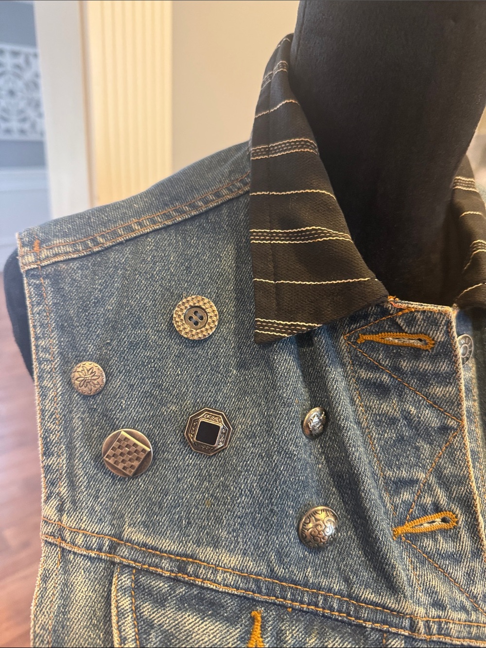 Vintage The Limited denim vest - Picture 3 of 8